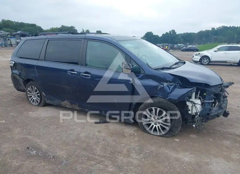 2018 Toyota SIENNA фото