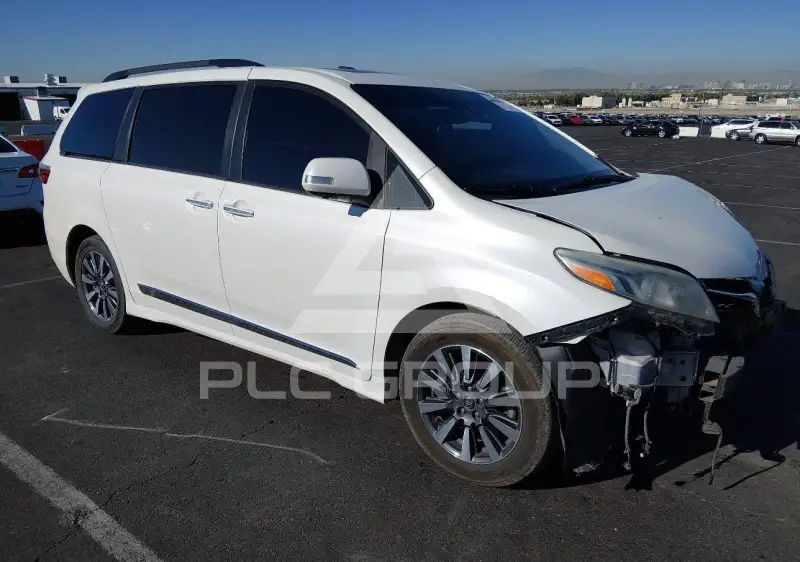 2018 Toyota SIENNA фото