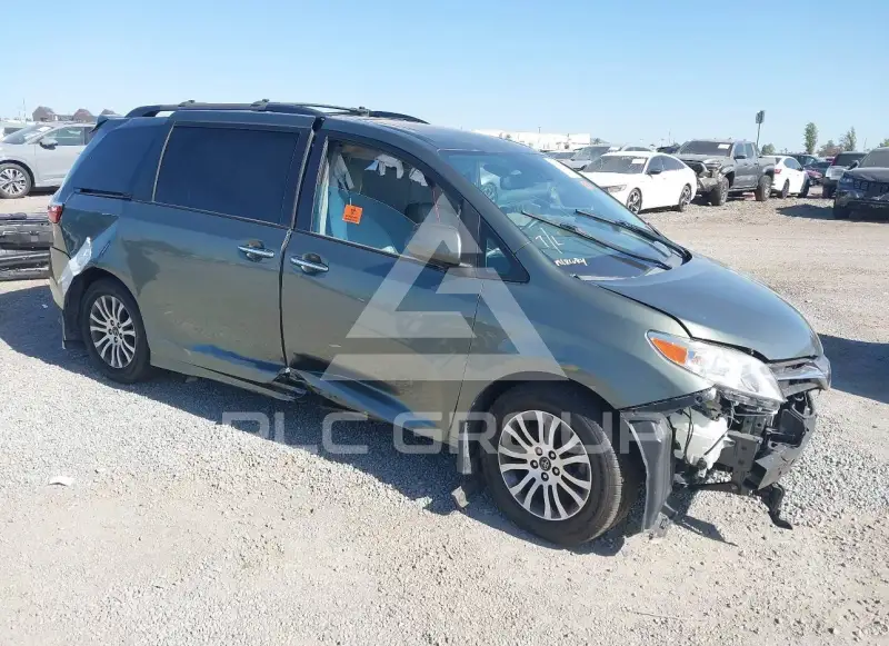 2018 Toyota SIENNA фото