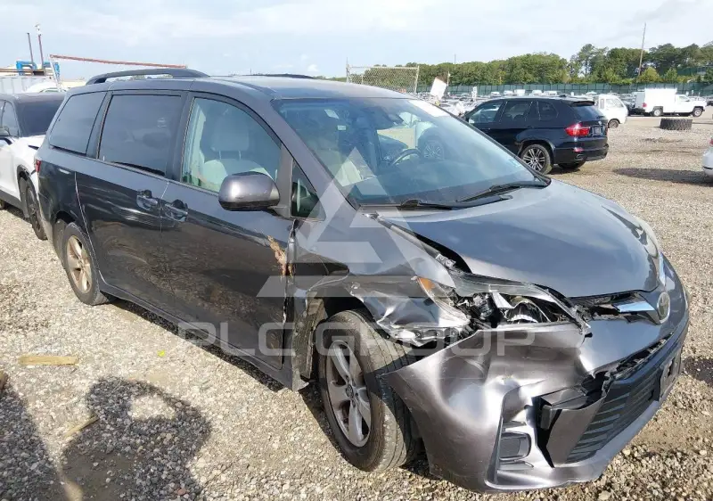 2018 Toyota SIENNA фото