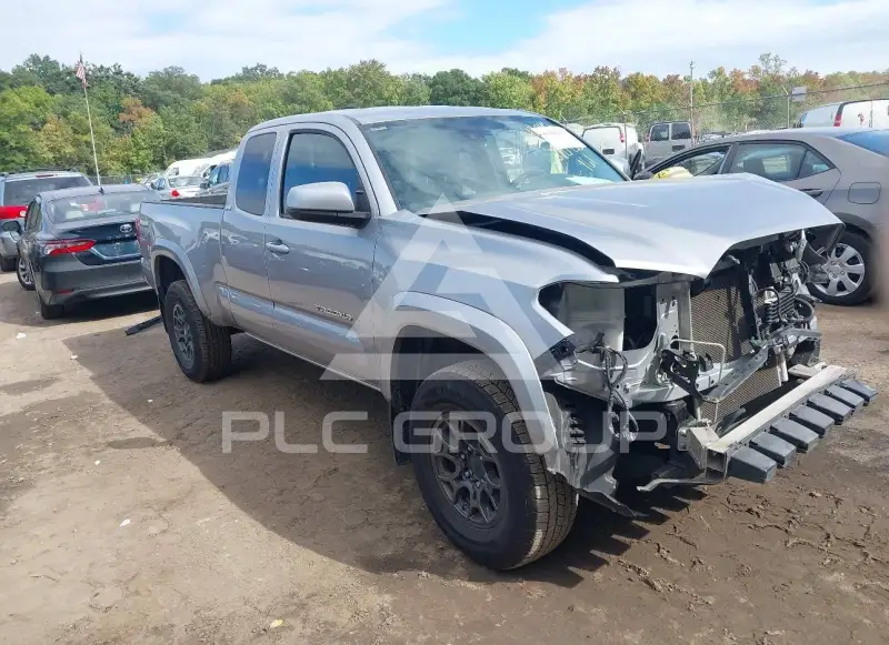 2018 Toyota TACOMA photo