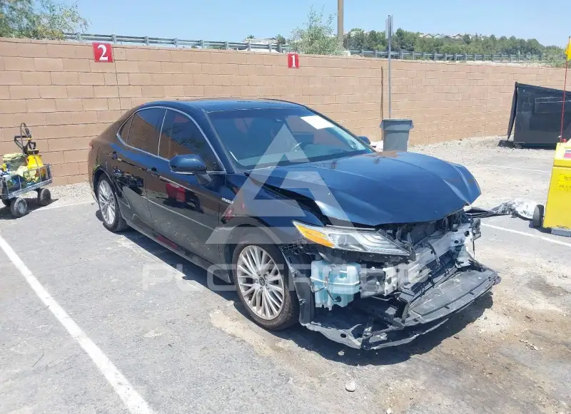 2018 Toyota CAMRY фото