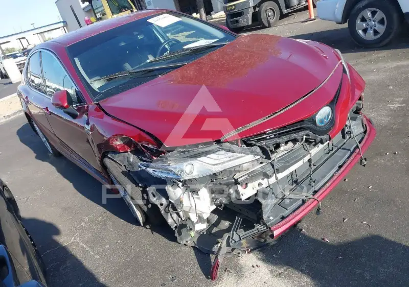 2018 Toyota CAMRY фото