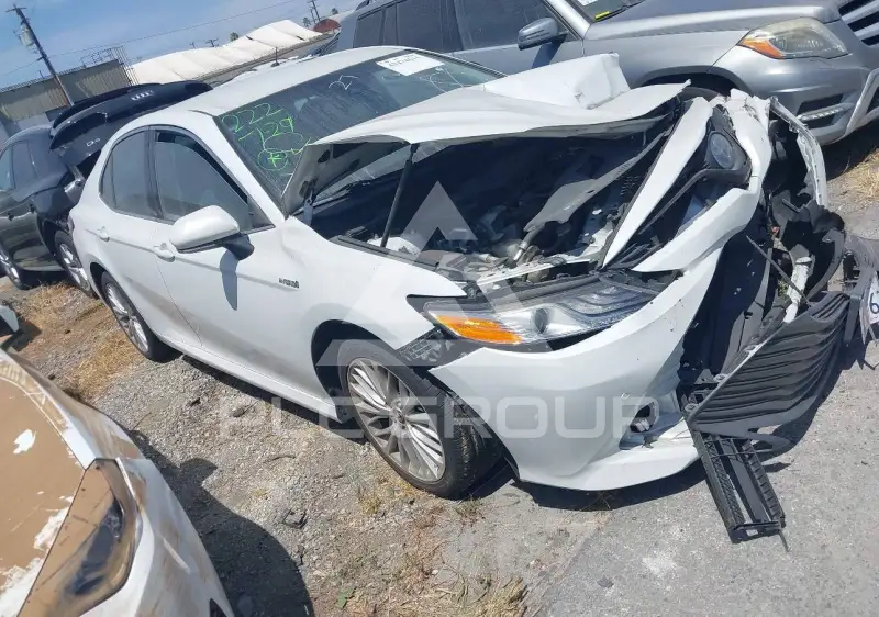 2018 Toyota CAMRY фото