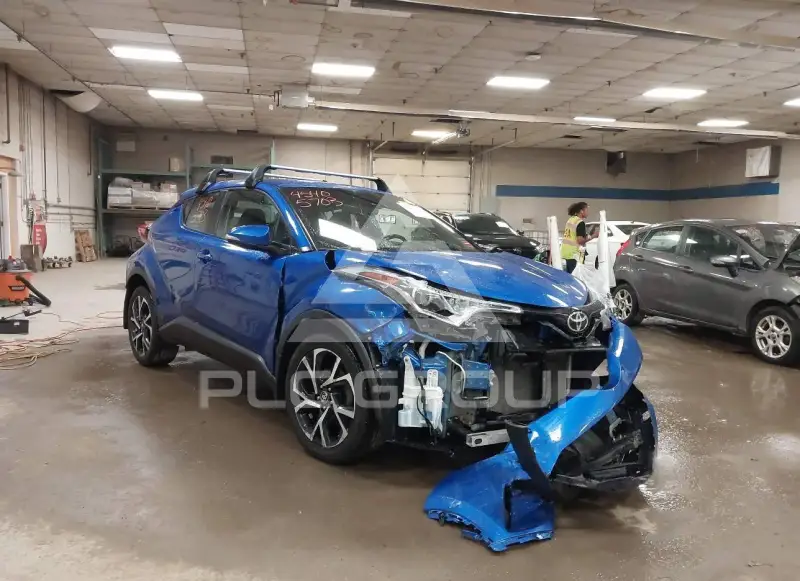 2018 Toyota C-HR фото