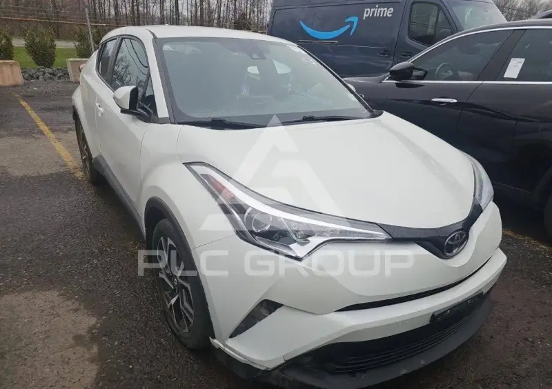 2018 Toyota C-HR photo
