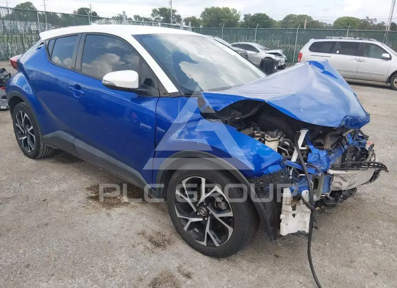 2018 Toyota C-HR photo