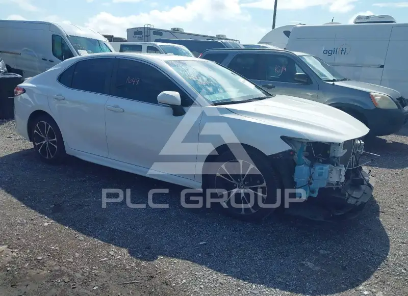 2018 Toyota CAMRY фото