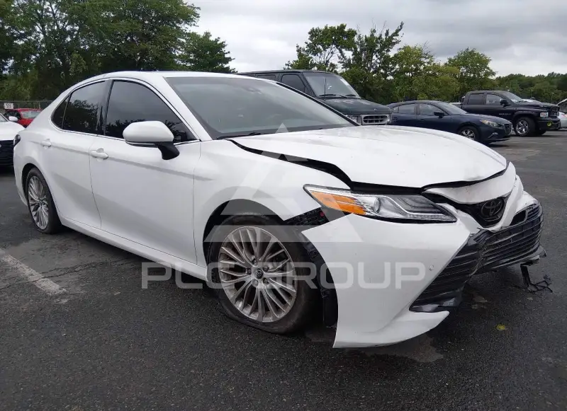 2018 Toyota CAMRY фото