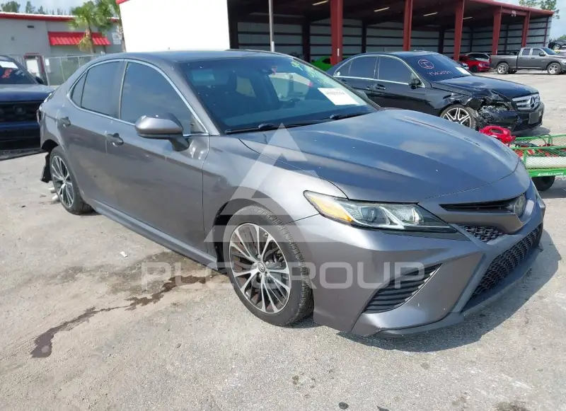 2018 Toyota CAMRY фото