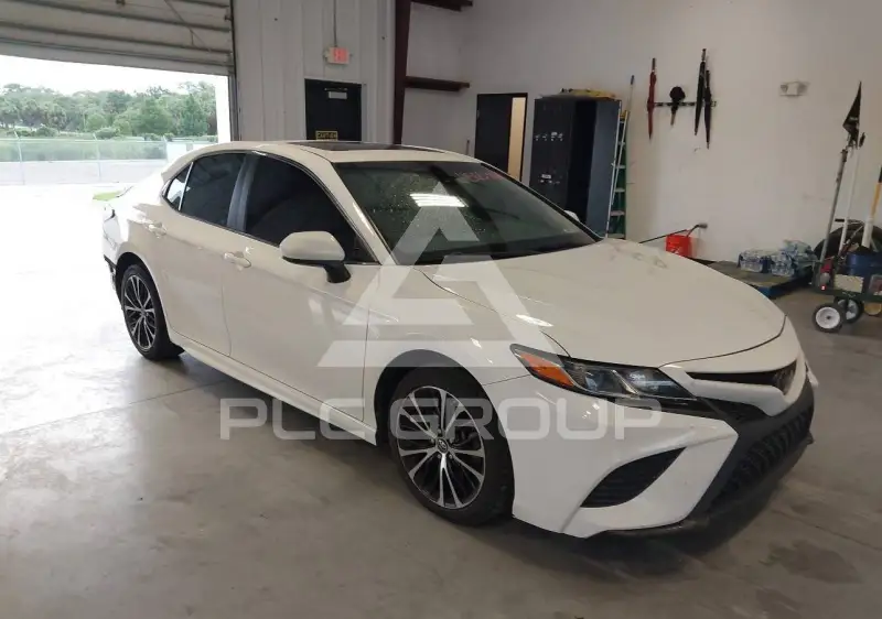 2018 Toyota CAMRY фото