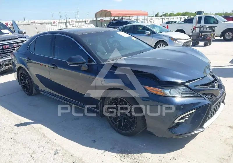 2018 Toyota CAMRY фото