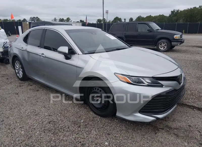 2018 Toyota CAMRY фото