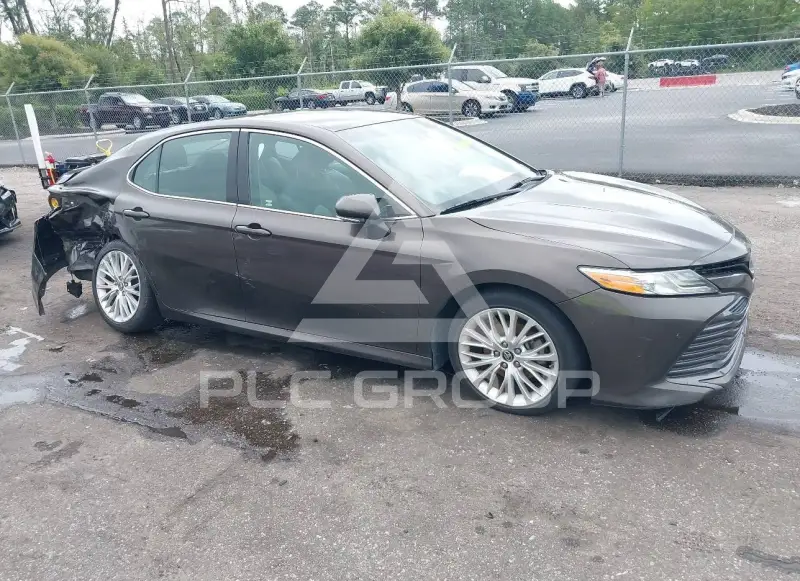 2018 Toyota CAMRY фото