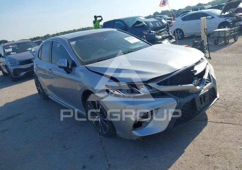 2018 Toyota CAMRY photo