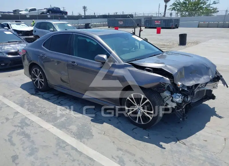 2018 Toyota CAMRY фото