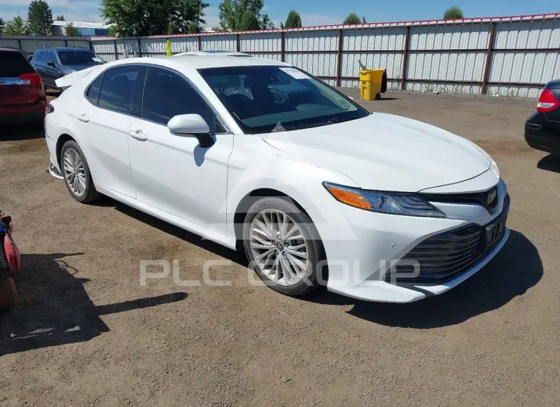 2018 Toyota CAMRY фото