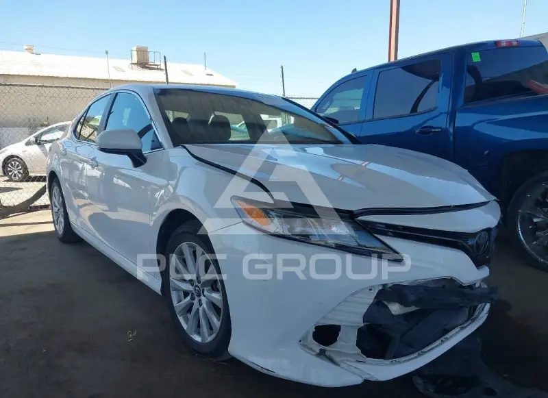 2018 Toyota CAMRY фото