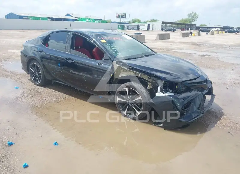 2018 Toyota CAMRY фото