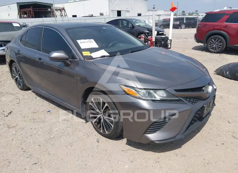 2018 Toyota CAMRY фото