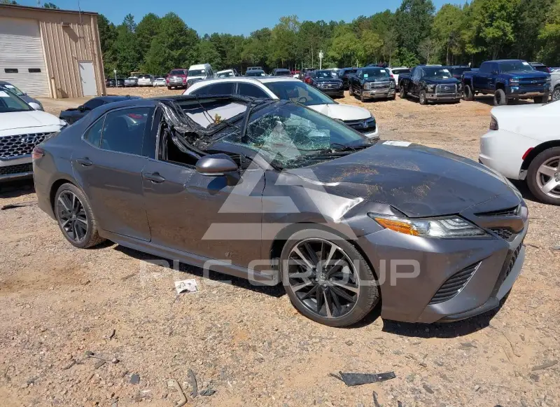 2018 Toyota CAMRY фото