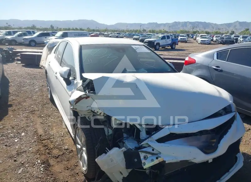 2018 Toyota CAMRY фото