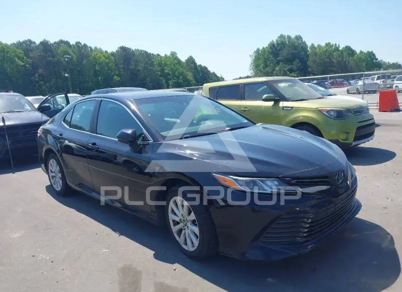 2018 Toyota CAMRY фото