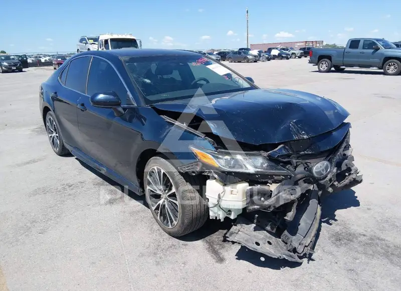 2018 Toyota CAMRY фото
