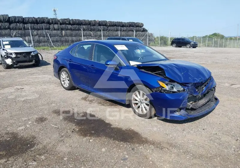 2018 Toyota CAMRY фото