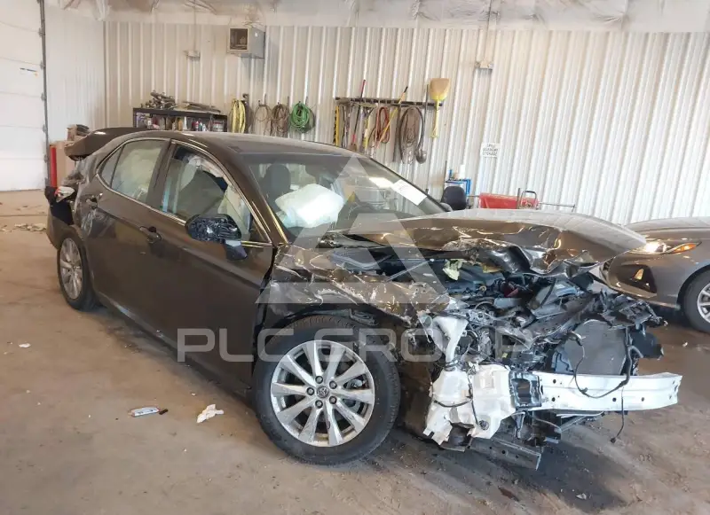2018 Toyota CAMRY фото