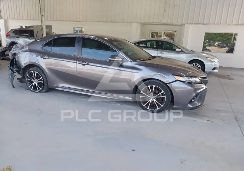 2018 Toyota CAMRY фото