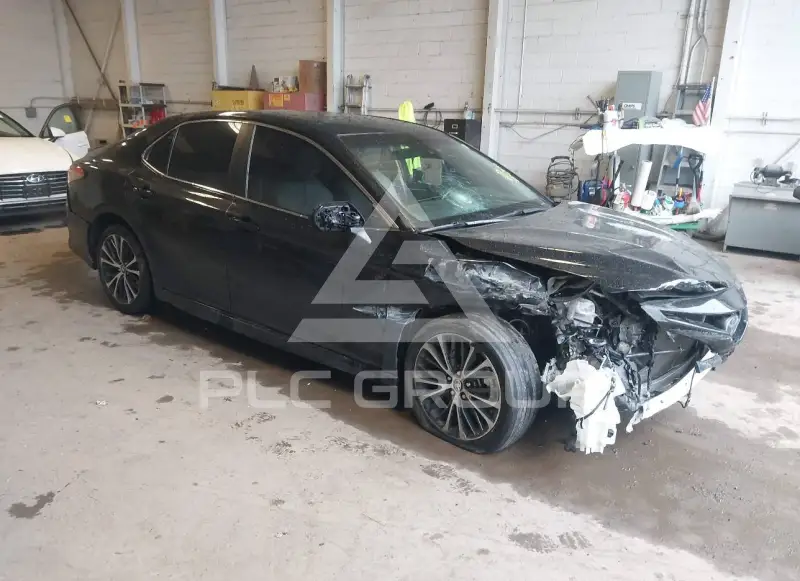 2018 Toyota CAMRY фото