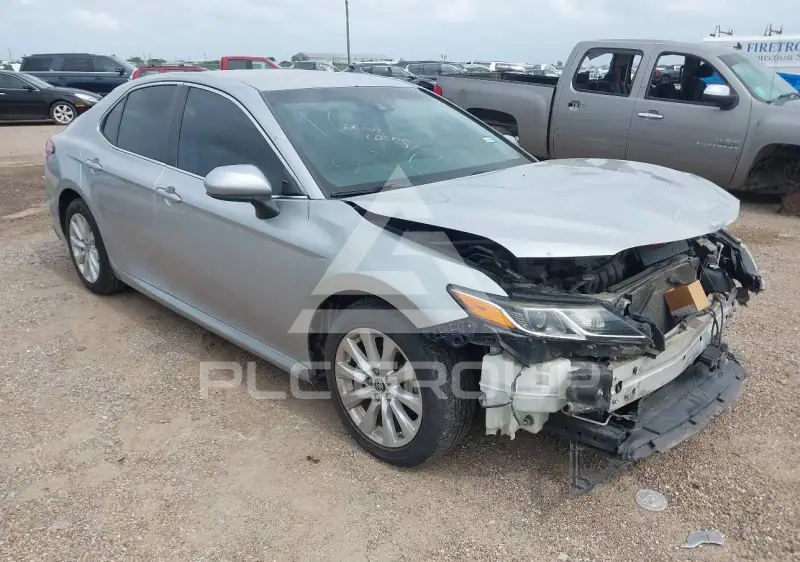 2018 Toyota CAMRY фото