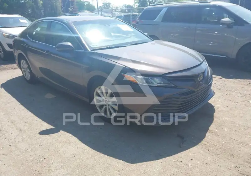 2018 Toyota CAMRY фото