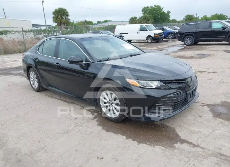 2018 Toyota CAMRY фото