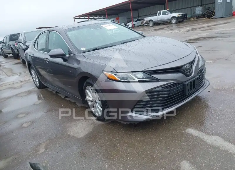 2018 Toyota CAMRY фото
