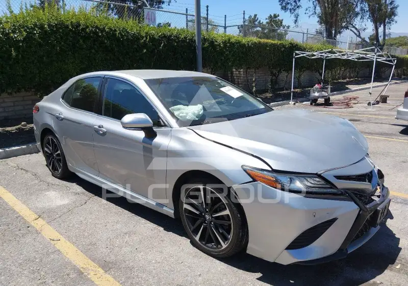 2018 Toyota CAMRY фото