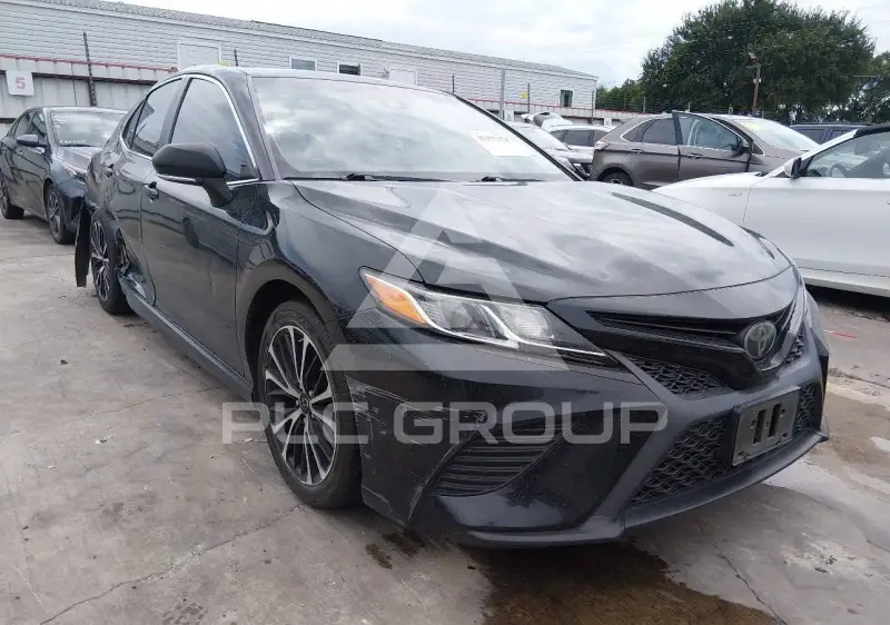 2018 Toyota CAMRY фото
