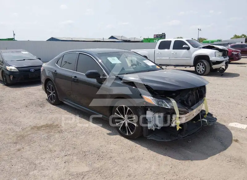 2018 Toyota CAMRY photo