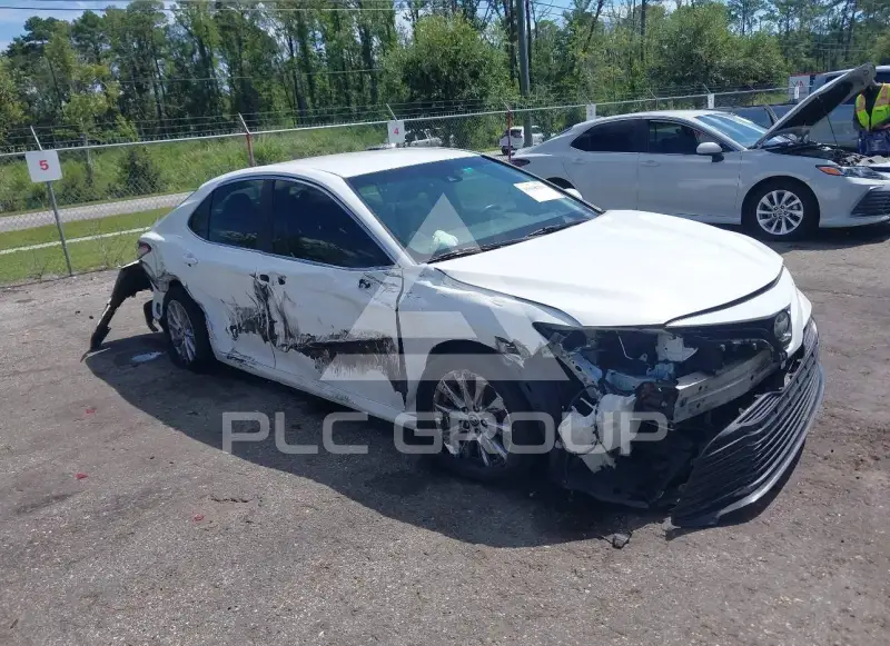 2018 Toyota CAMRY фото