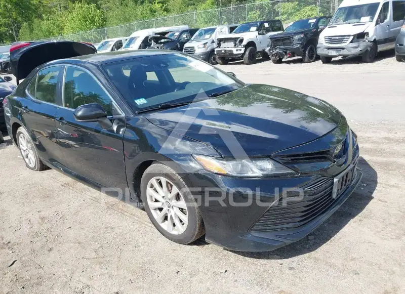 2018 Toyota CAMRY фото