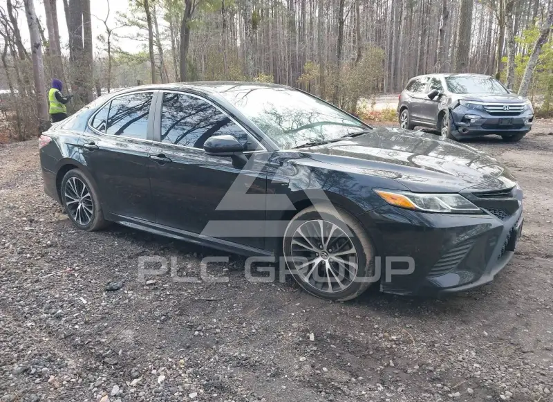 2018 Toyota CAMRY фото