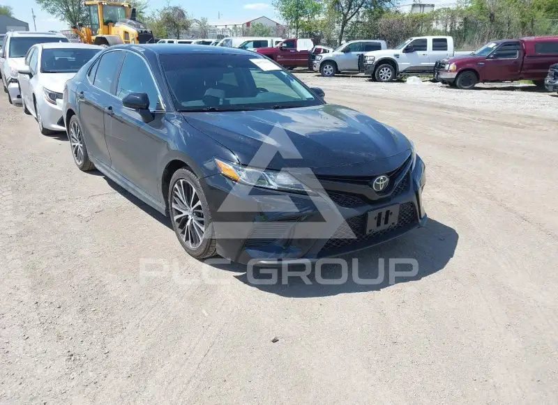 2018 Toyota CAMRY фото