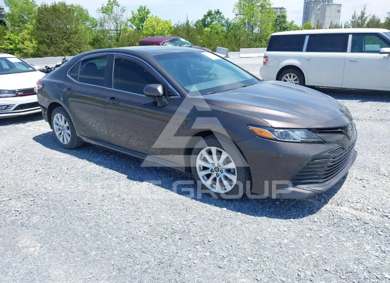 2018 Toyota CAMRY фото