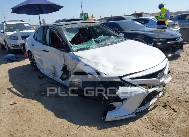 2018 Toyota CAMRY photo