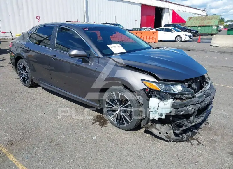 2018 Toyota CAMRY фото