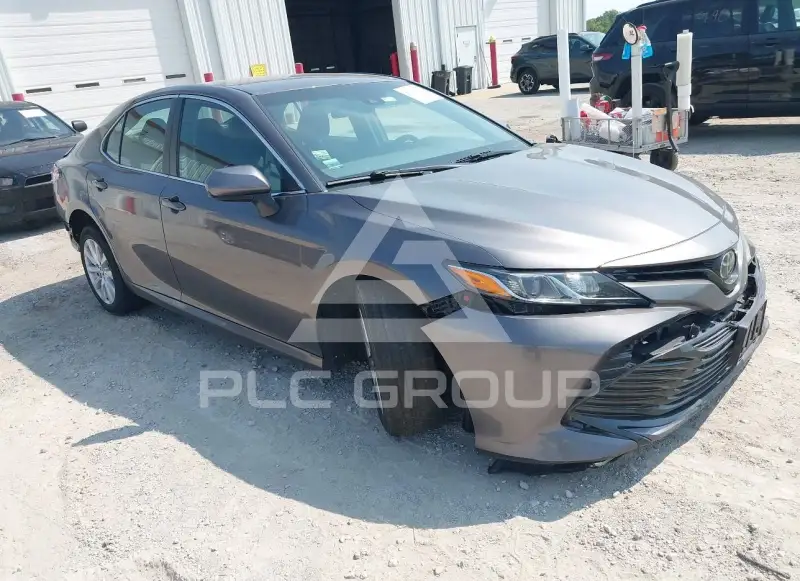 2018 Toyota CAMRY фото