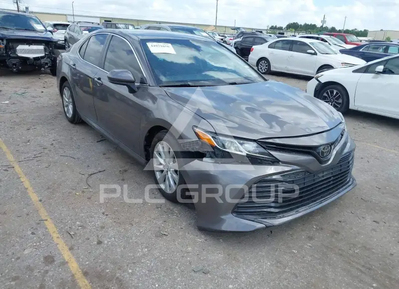 2018 Toyota CAMRY фото