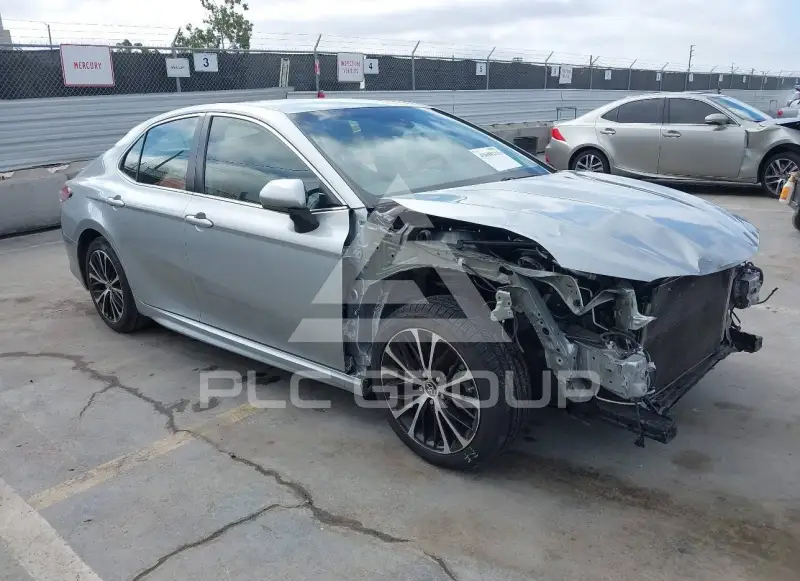 2018 Toyota CAMRY фото