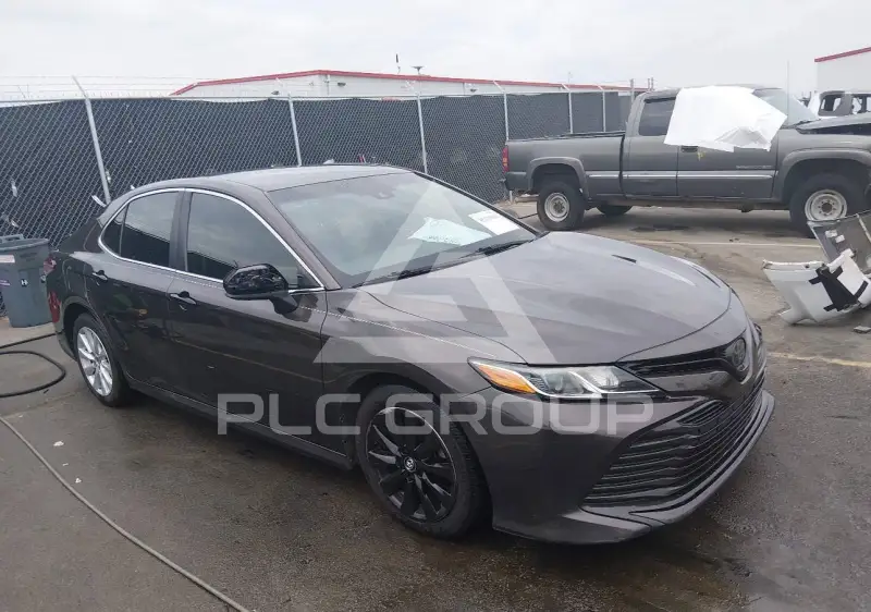 2018 Toyota CAMRY фото